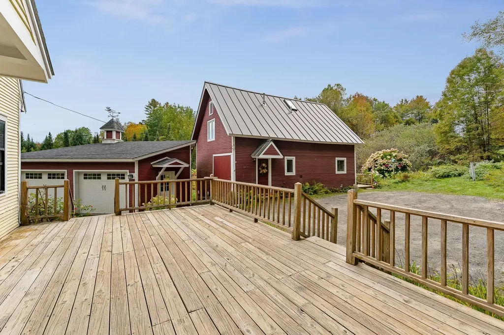 417 Crossett Hill Road Duxbury VT 05676