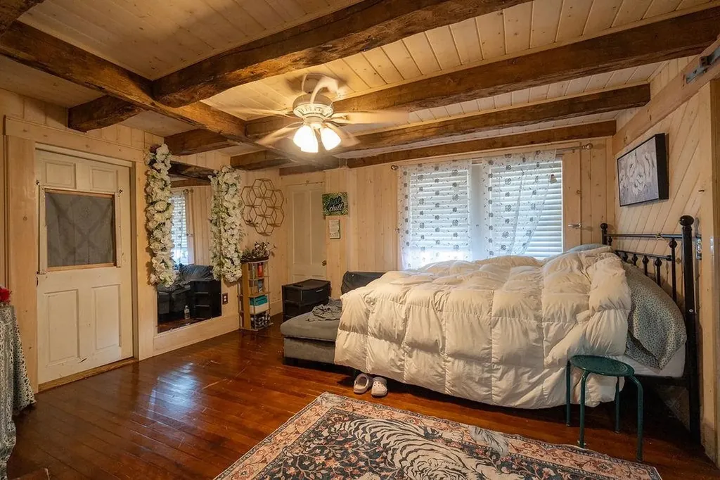 147 Middle Road Deerfield NH 03037