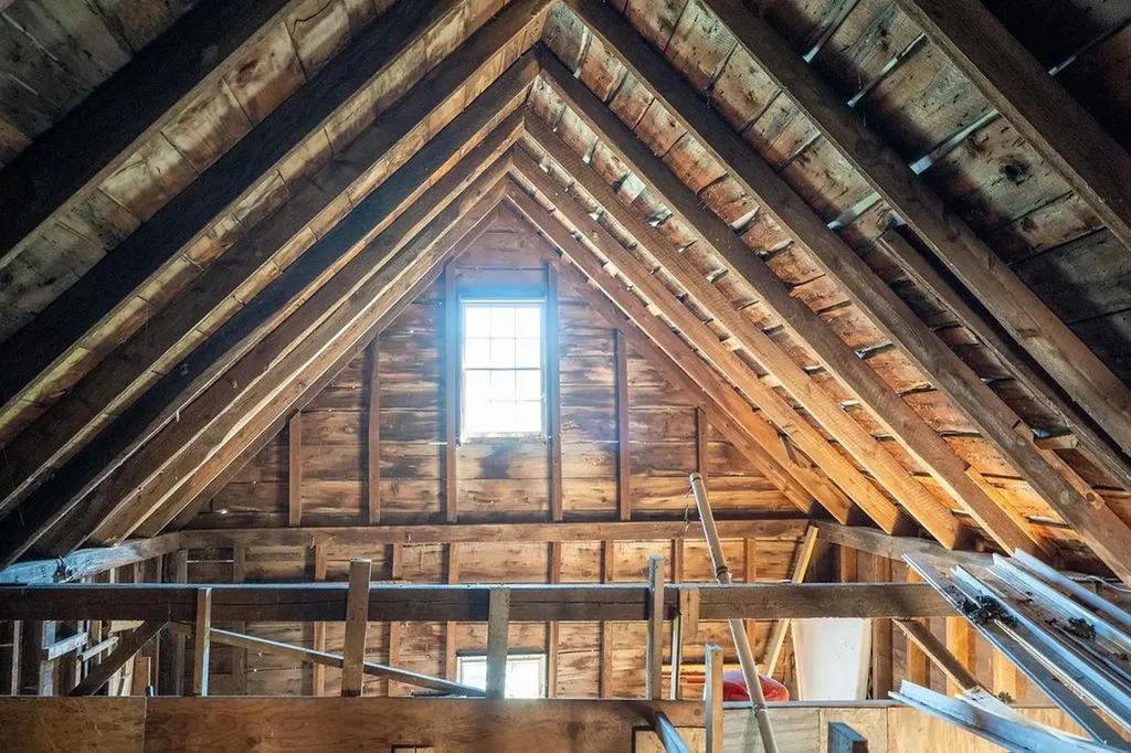 147 Middle Road Deerfield NH 03037