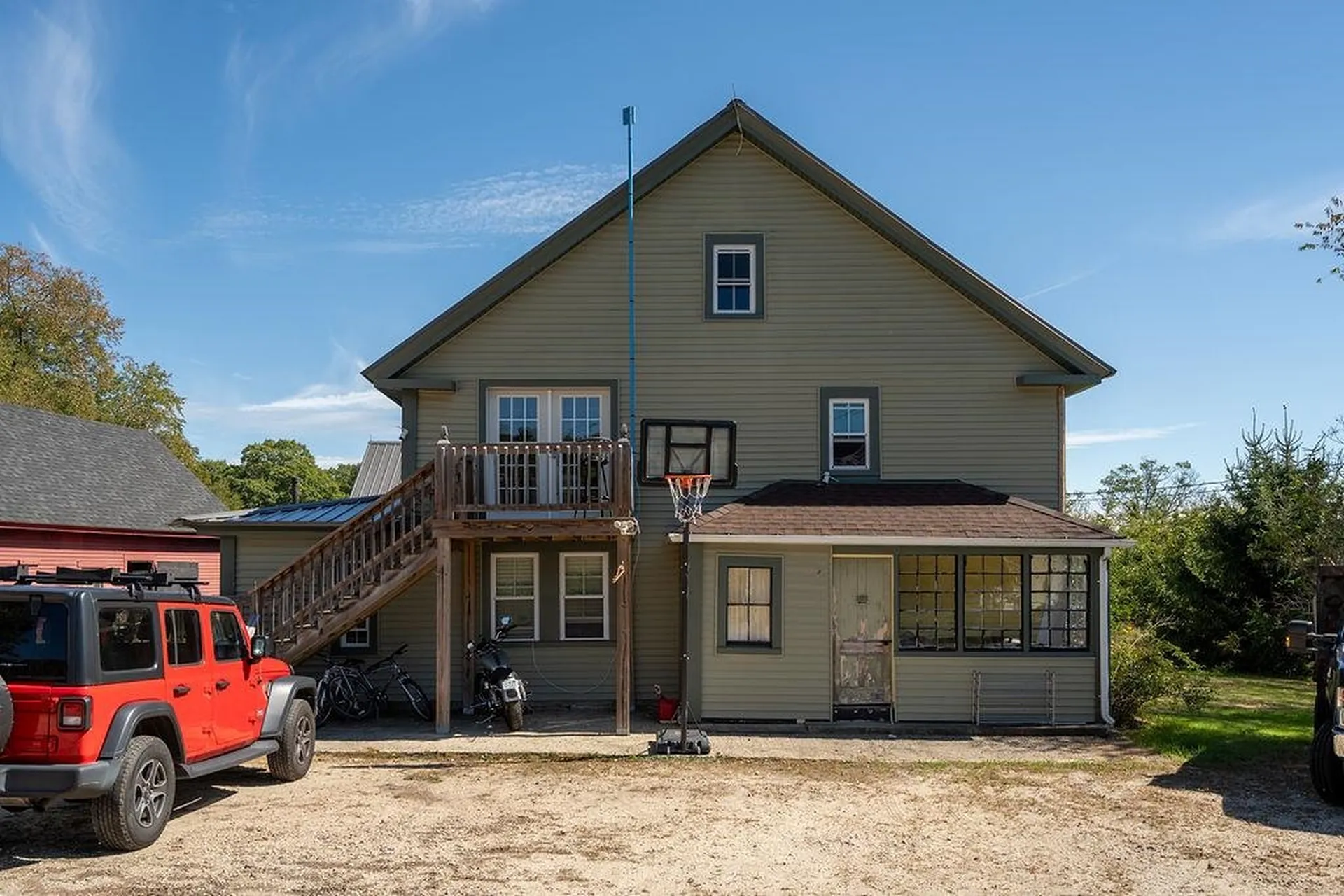 147 Middle Road Deerfield NH 03037