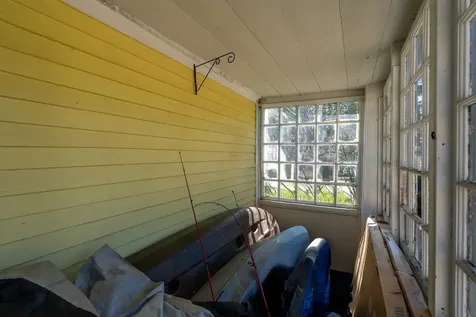 147 Middle Road Deerfield NH 03037