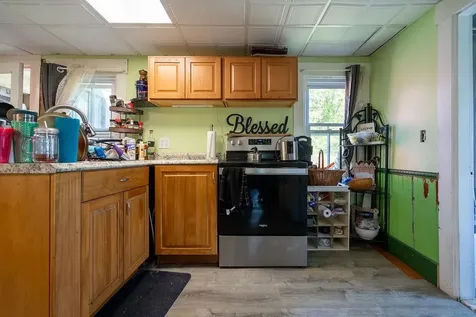 147 Middle Road Deerfield NH 03037