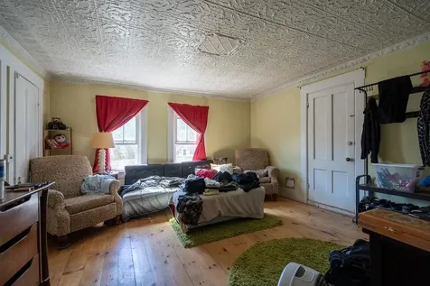 147 Middle Road Deerfield NH 03037