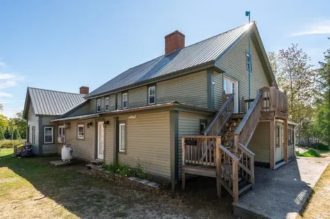 147 Middle Road Deerfield NH 03037