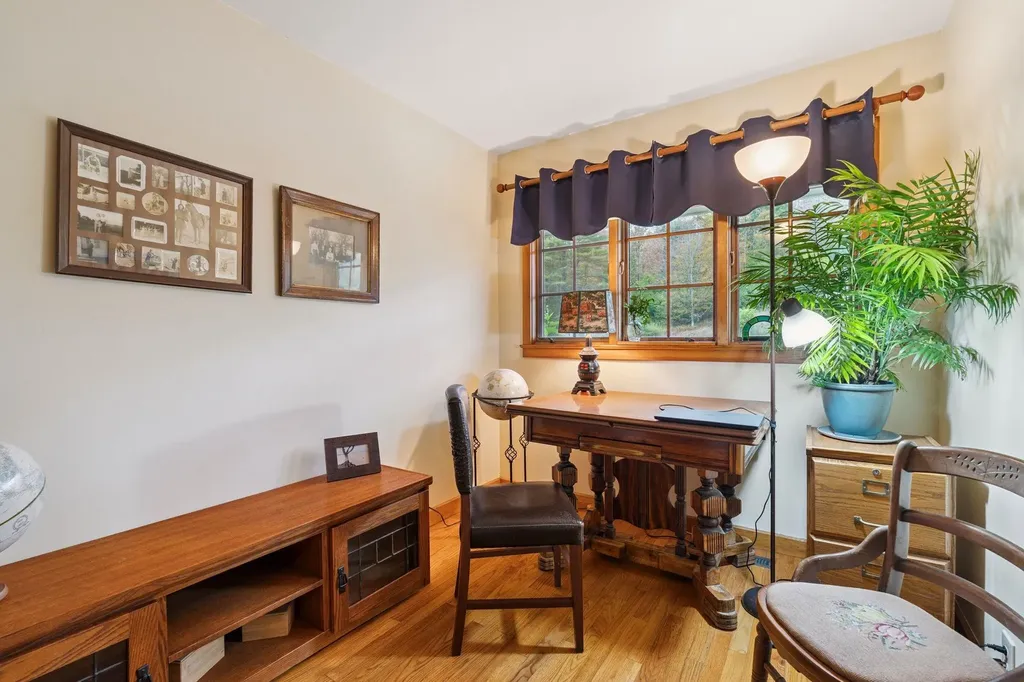 1547 Vt Route 131 Weathersfield VT 05151