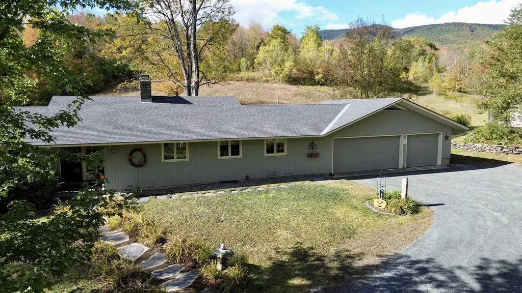 1547 Vt Route 131 Weathersfield VT 05151