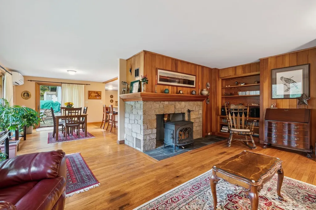 1547 Vt Route 131 Weathersfield VT 05151