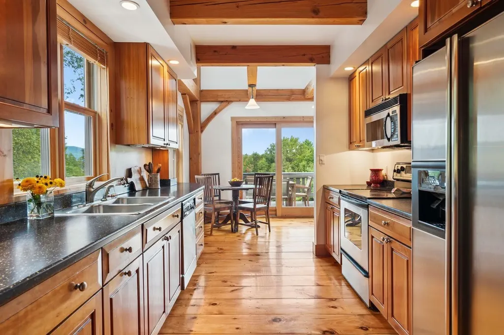 705 Taber Ridge Road Stowe VT 05672