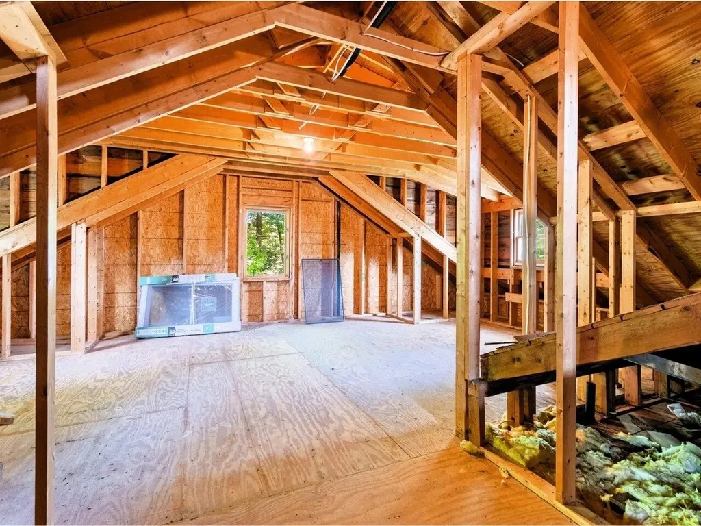 76 Woodbury Road Burlington VT 05408