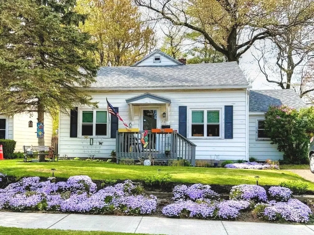 76 Woodbury Road Burlington VT 05408