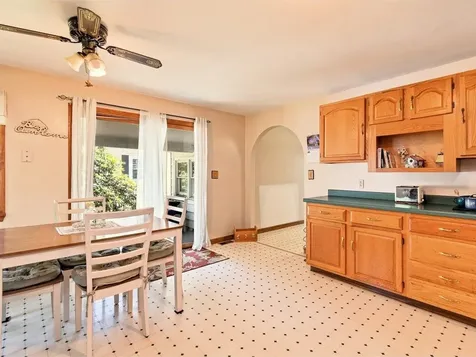 76 Woodbury Road Burlington VT 05408