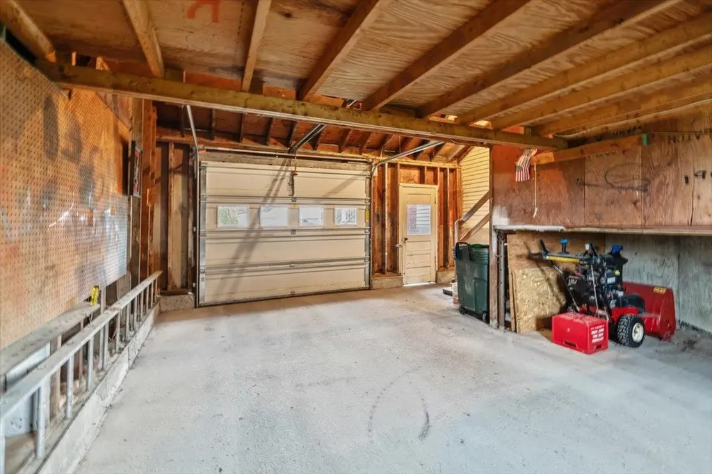 182 Pearl Street St. Albans City VT 05478