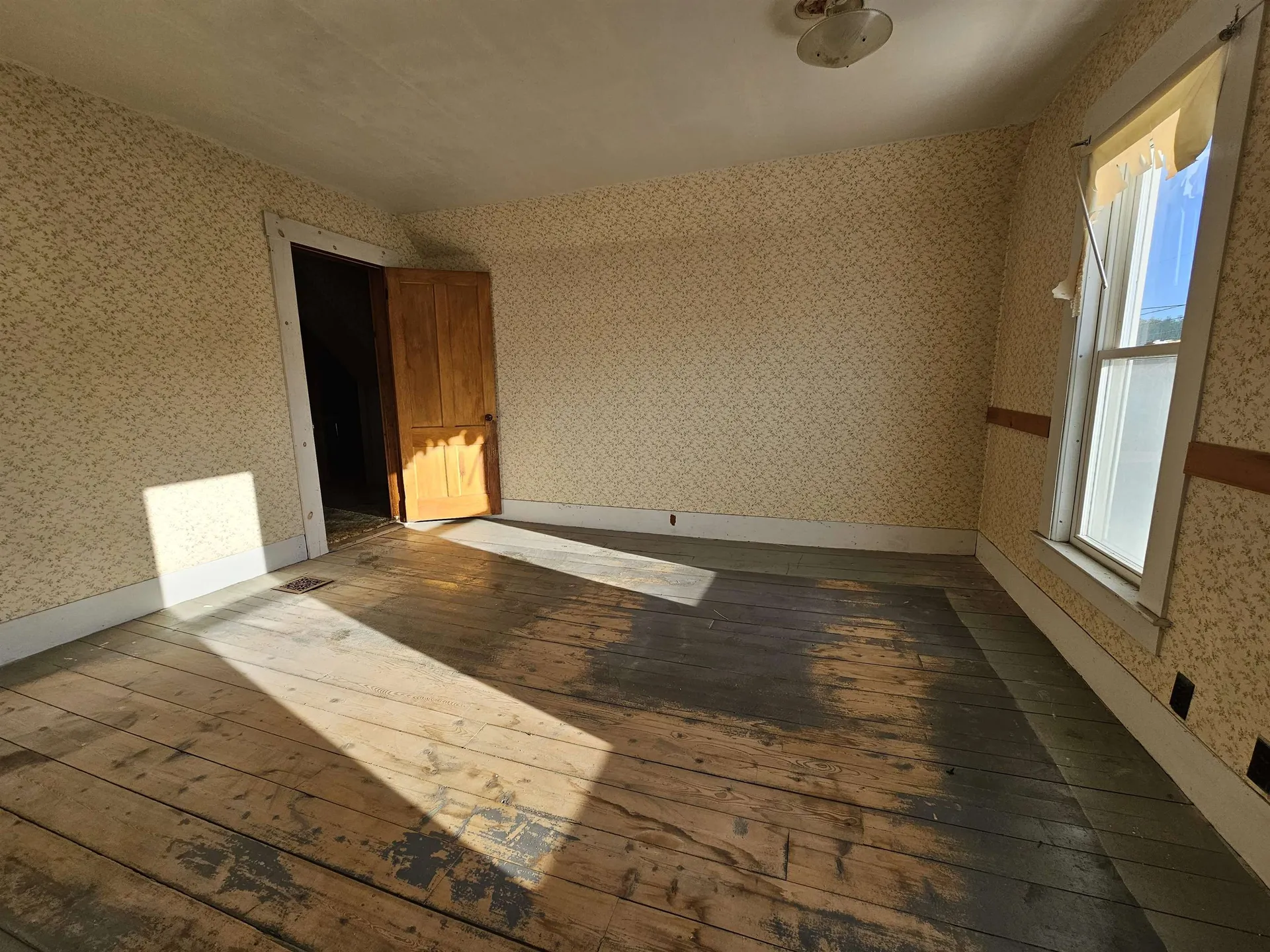 104 Vt 5a Burke VT 05871