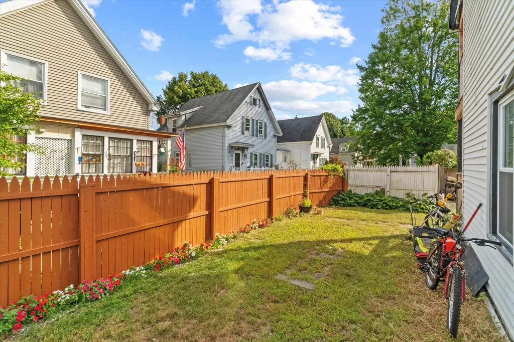 15 West Street Manchester NH 03102