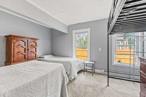 15 West Street Manchester NH 03102