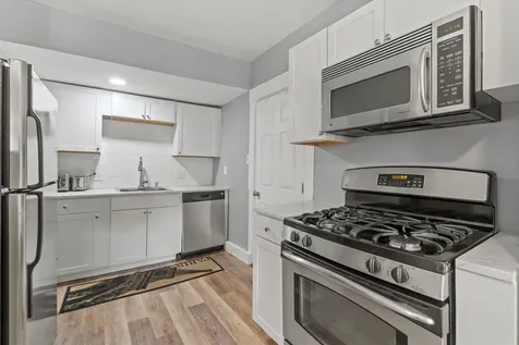 15 West Street Manchester NH 03102