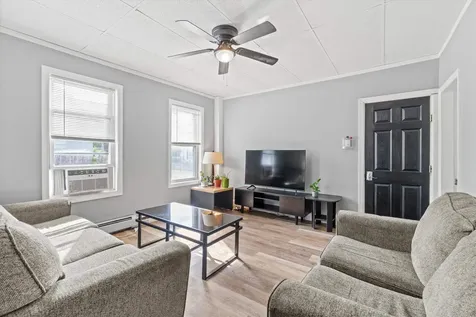 15 West Street Manchester NH 03102