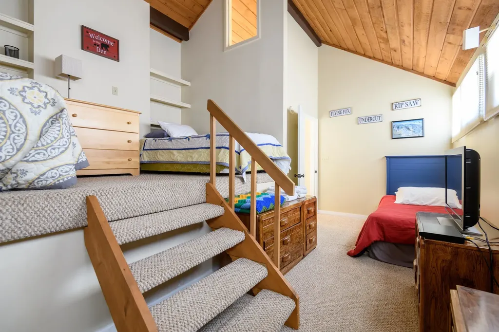 32-4 Fox Run Road Lincoln NH 03223