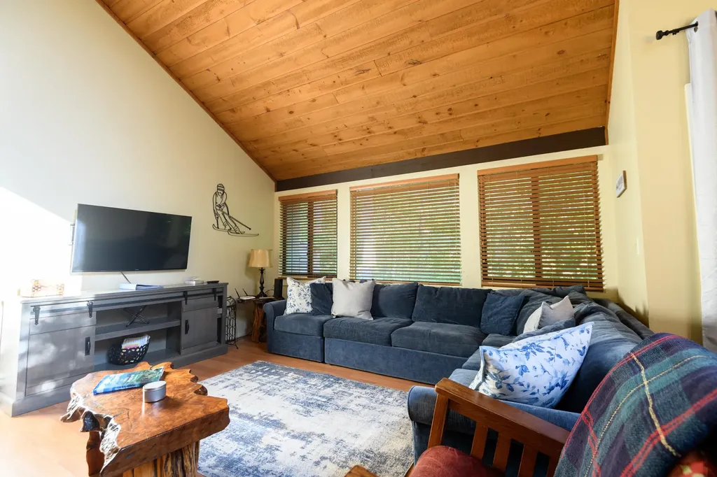 32-4 Fox Run Road Lincoln NH 03223