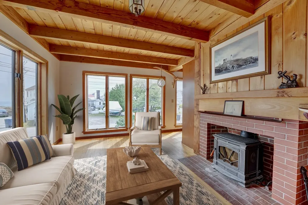 1 Beach Plum Way Hampton NH 03842