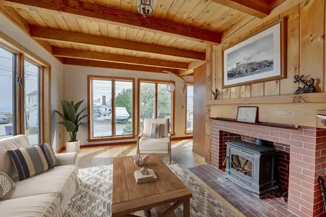 1 Beach Plum Way Hampton NH 03842