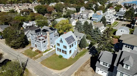 1 Beach Plum Way Hampton NH 03842