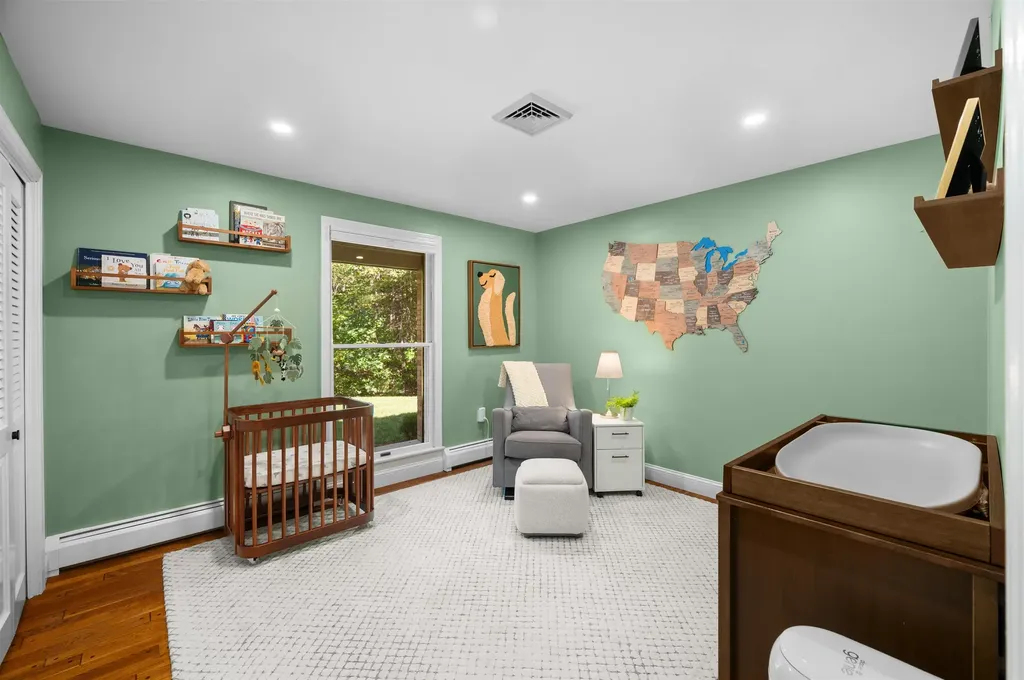 16 Hemlock Hill Road Amherst NH 03031