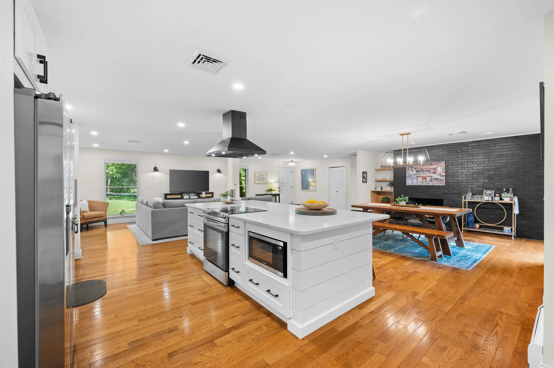 16 Hemlock Hill Road Amherst NH 03031