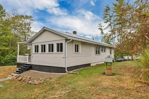 61 White Oaks Road Laconia NH 03246