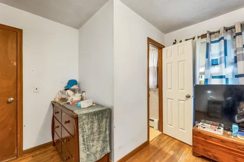 61 White Oaks Road Laconia NH 03246