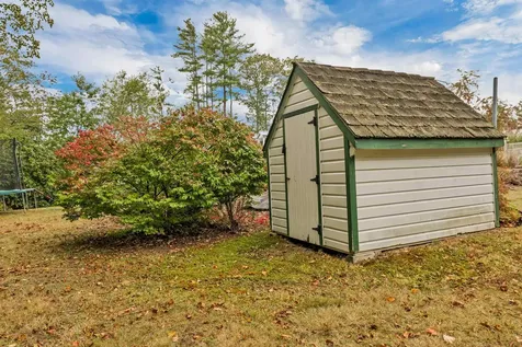 61 White Oaks Road Laconia NH 03246