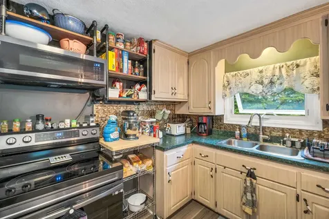 61 White Oaks Road Laconia NH 03246