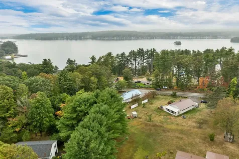 61 White Oaks Road Laconia NH 03246