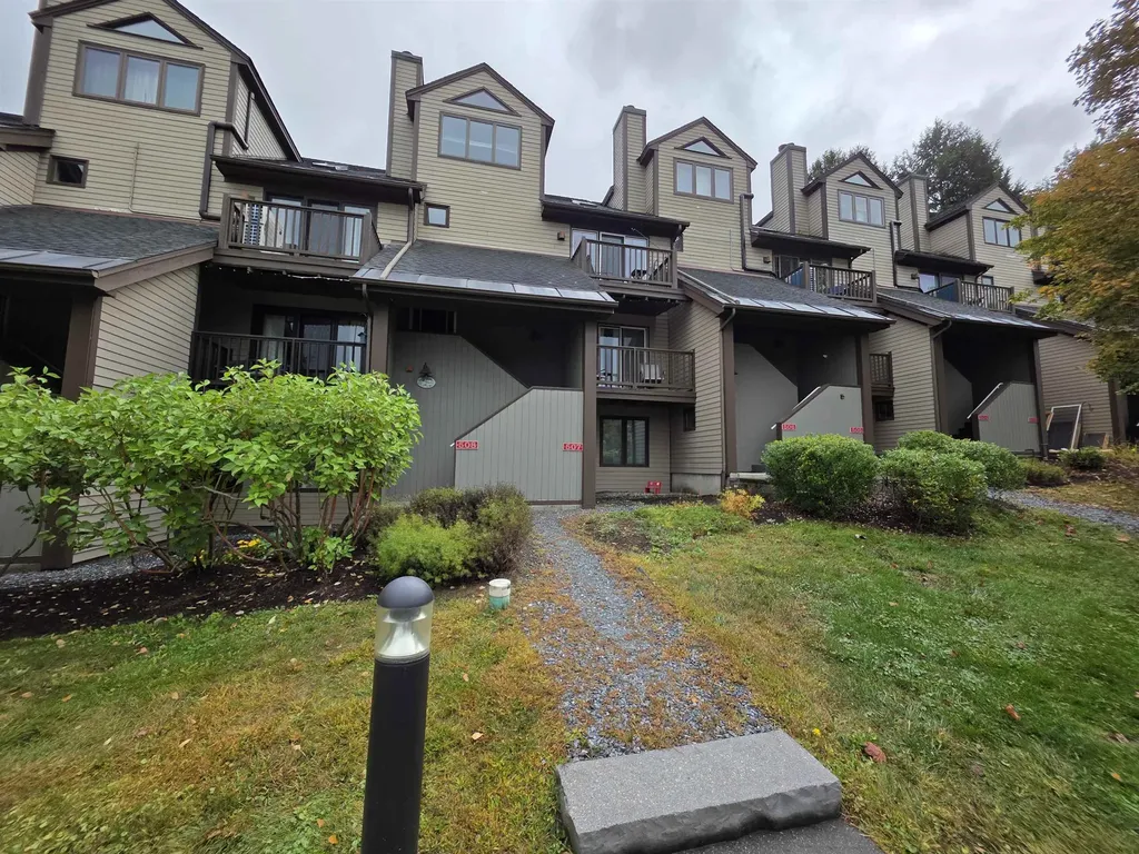 72 Mountains Edge Road West Windsor VT 05037