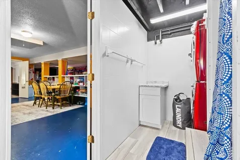 274 Scottsdale Road Newport City VT 05855