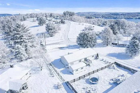 274 Scottsdale Road Newport City VT 05855