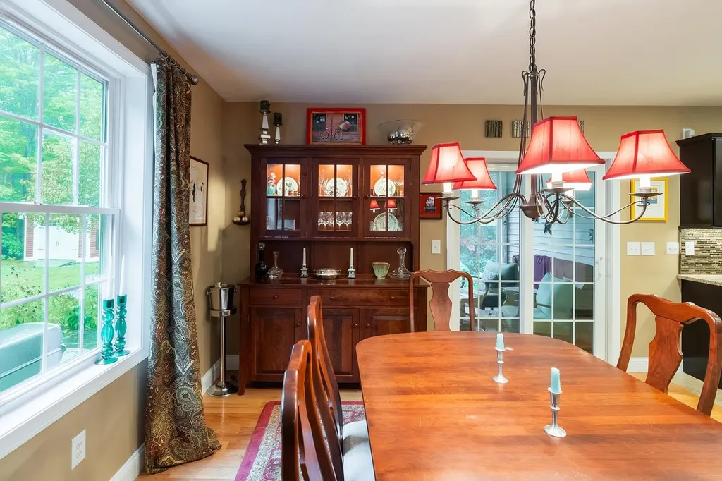47 Cadran Crossing Milford NH 03055