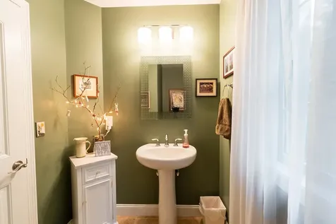 47 Cadran Crossing Milford NH 03055