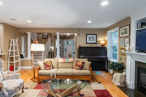 47 Cadran Crossing Milford NH 03055