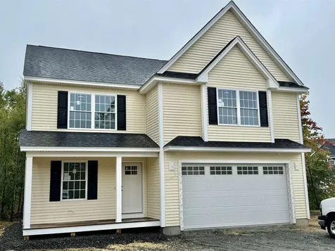 17 Elm Court Barrington NH 03825