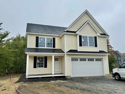 17 Elm Court Barrington NH 03825