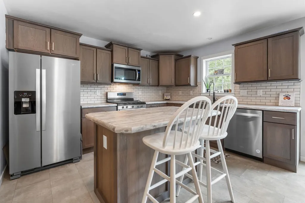 15 Dodge Hill Road Bennington NH 03442