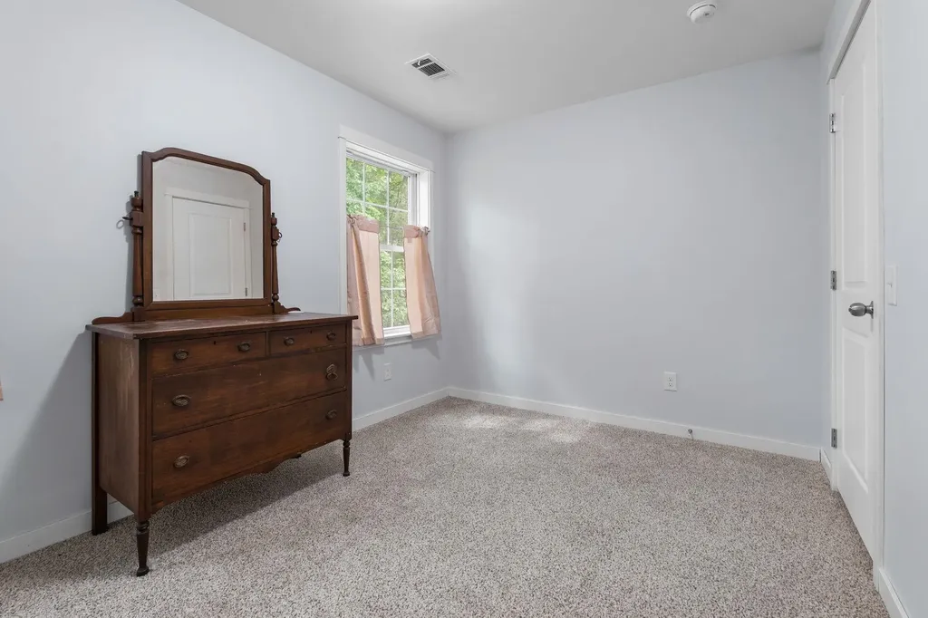 15 Dodge Hill Road Bennington NH 03442