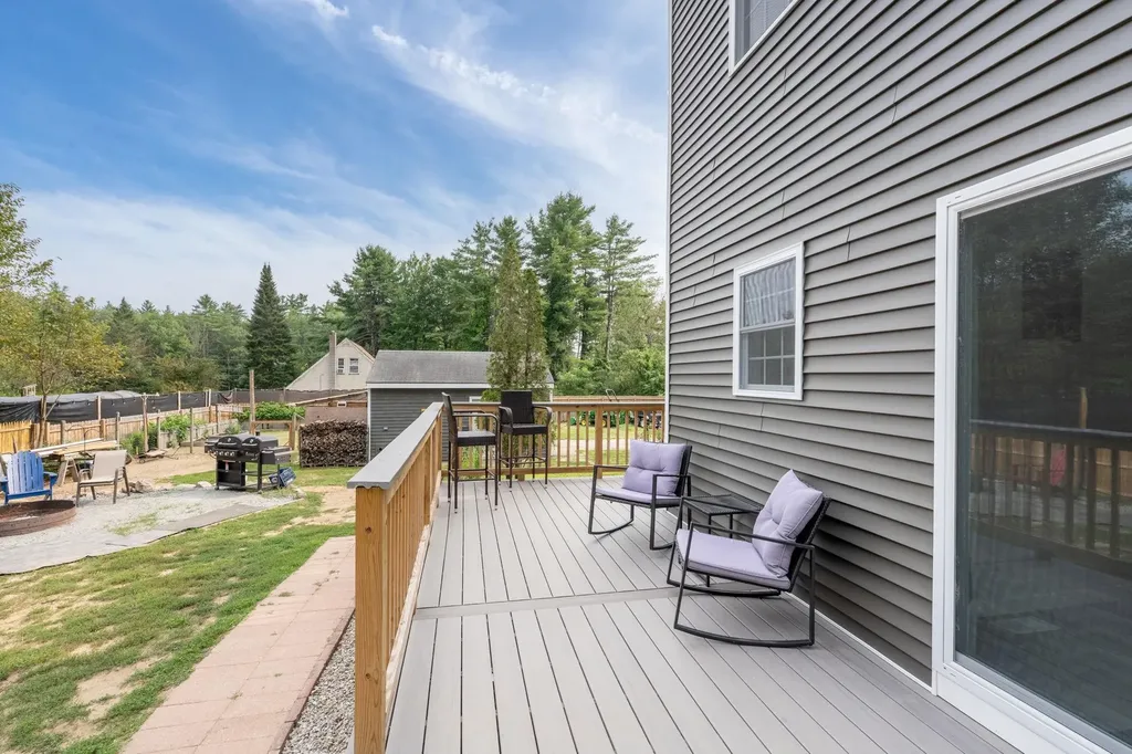 15 Dodge Hill Road Bennington NH 03442