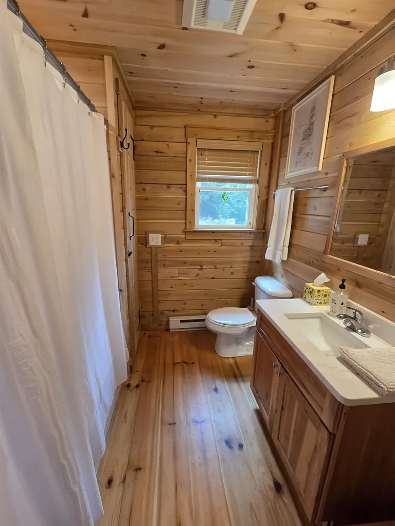 189 Covered Bridge Road Thornton NH 03285