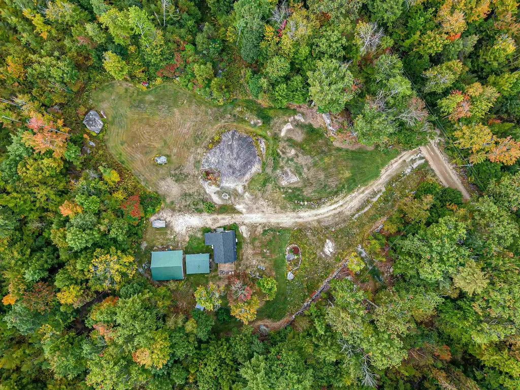 134 Hall Road Hillsborough NH 03244