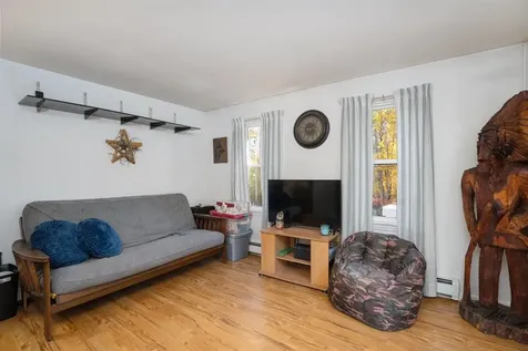 39 Prescott Road Raymond NH 03077