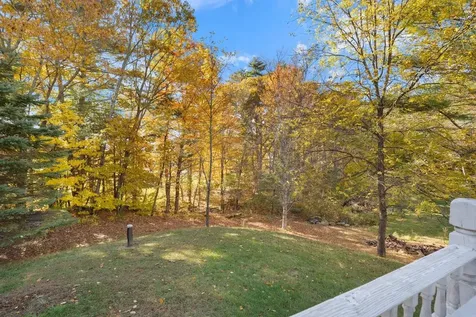 39 Prescott Road Raymond NH 03077