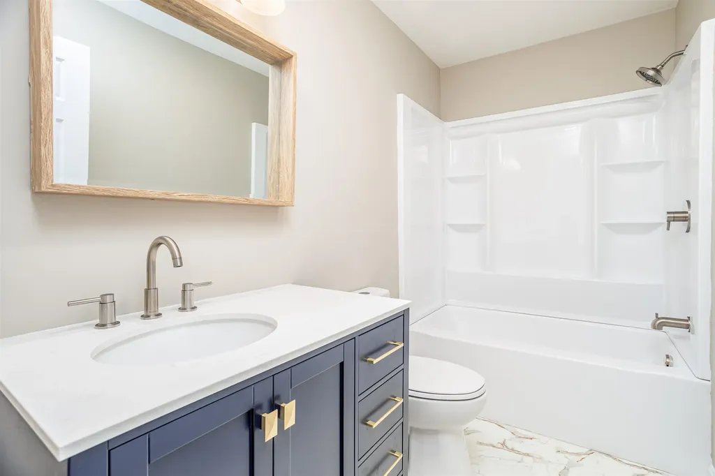 16 Quaker Road New Durham NH 03855