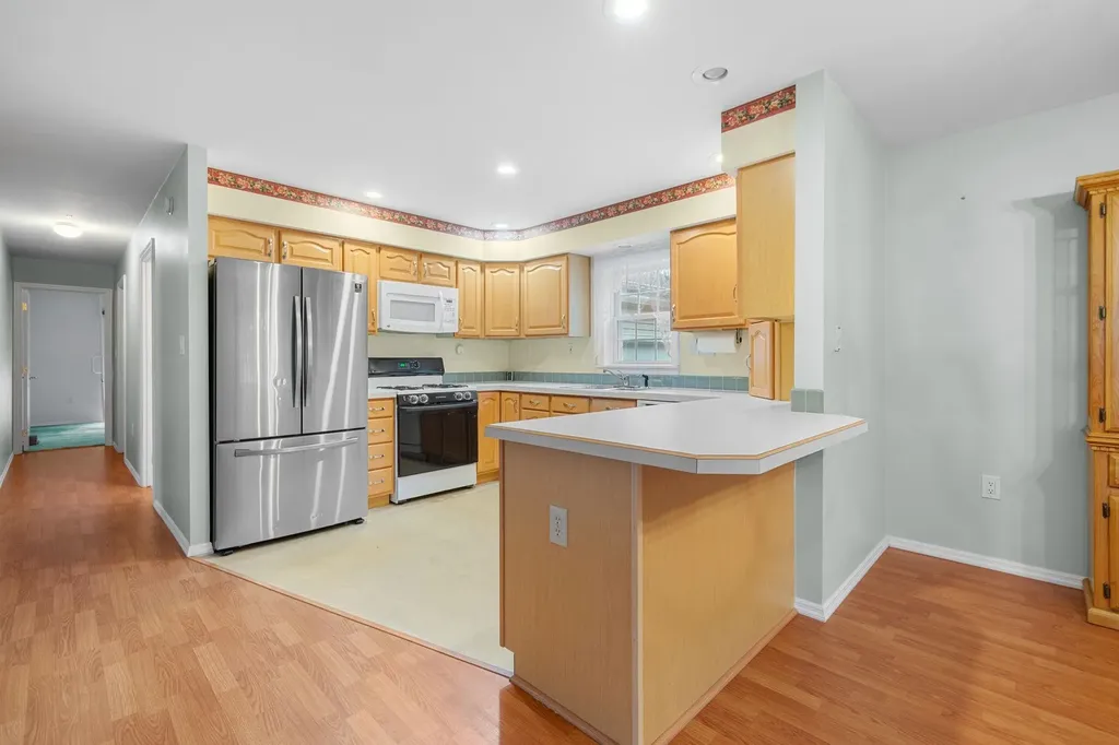 53 Heritage Way Manchester NH 03104